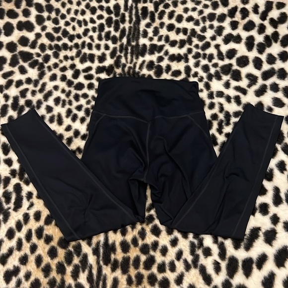 Girlfriend Collective 7/8 high waist leggings small - Picture 4 of 8